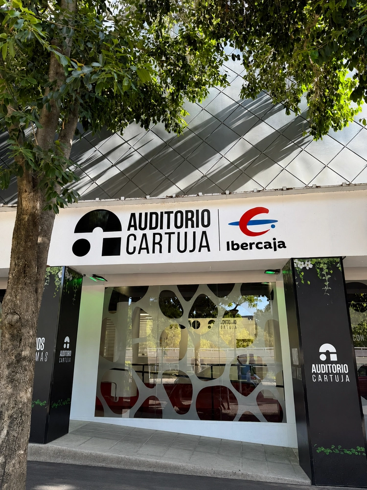 Hall de Entrada de Auditorio Cartuja